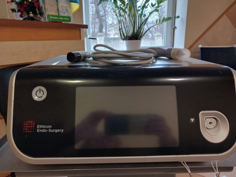 Ендохірургічний генератор ETHIKON GEN 11