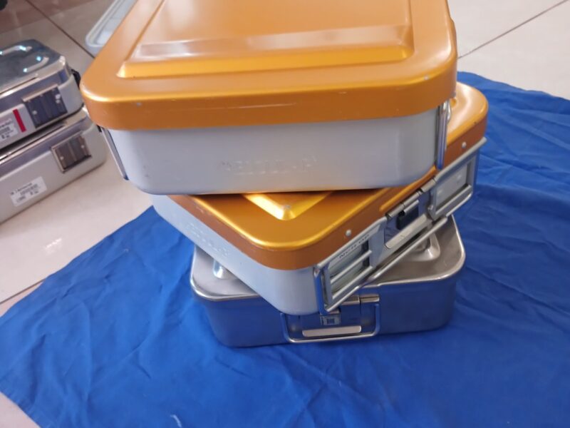 Бікс хірургічний AESCULAP