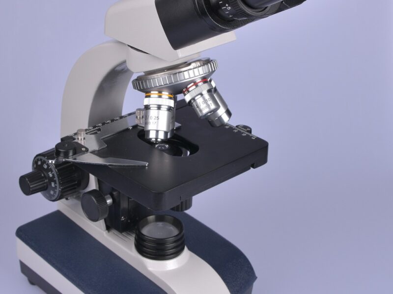 Мікроскоп XS-910