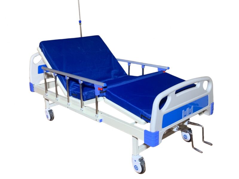 Ліжко лікарняне механічне FB-11B 4-секційне на колесах