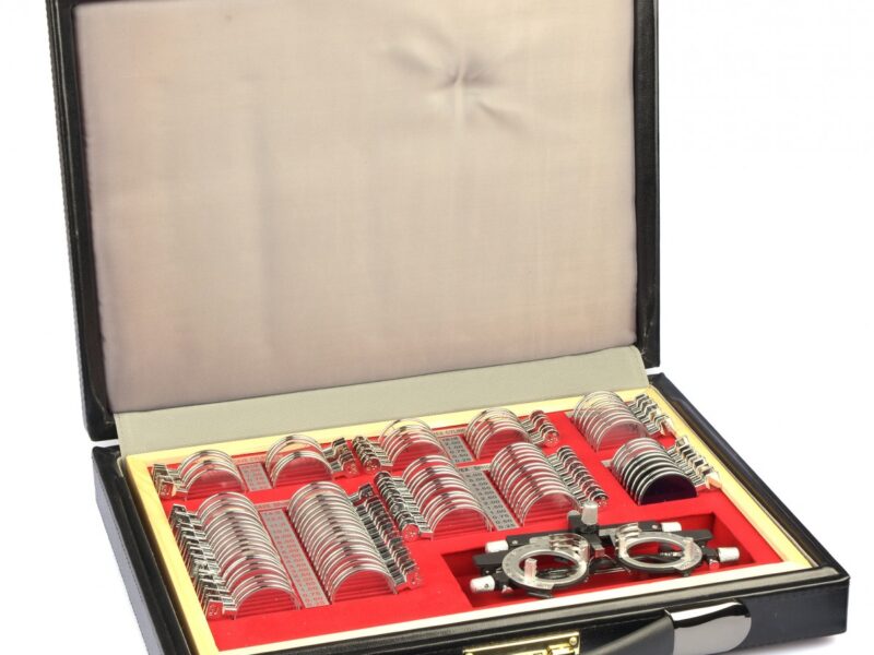 Набори офтальмологічних пробних окулярних лінз 103