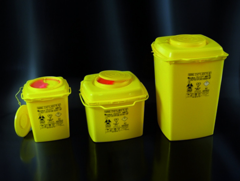 Контейнер для медичних відходів квадратний, 10 л, 220×220×350 мм, Aptaca S.p.A.